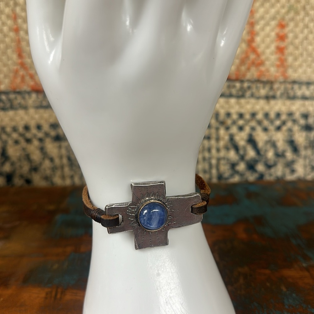 Jes MaHarry “All Creation” bracelet. New in box. - Picture 2 of 7